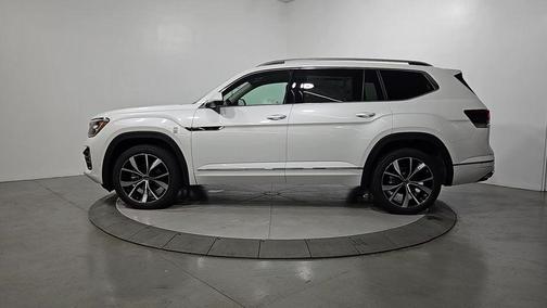 Opal White 2026 Volkswagen Atlas 2.0T SEL Premium R-Line