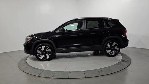 2024 Volkswagen Taos 1.5T SEL