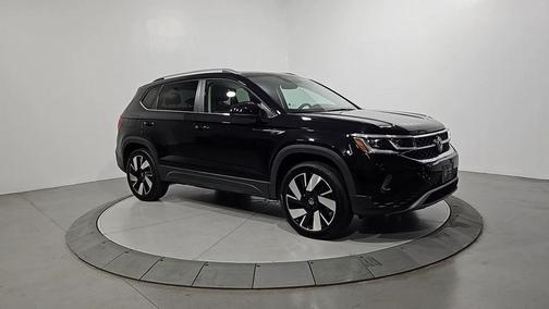 2024 Volkswagen Taos 1.5T SEL