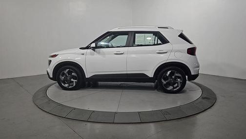 2021 Hyundai VENUE SEL