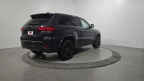 Rhino Clearcoat 2018 Jeep Grand Cherokee Altitude
