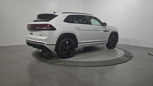 Opal White Pearl 2026 Volkswagen Atlas Cross Sport 2.0T SEL R-Line Black