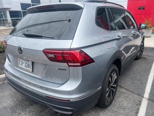 Pyrite Silver Metallic 2024 Volkswagen Tiguan 2.0T S