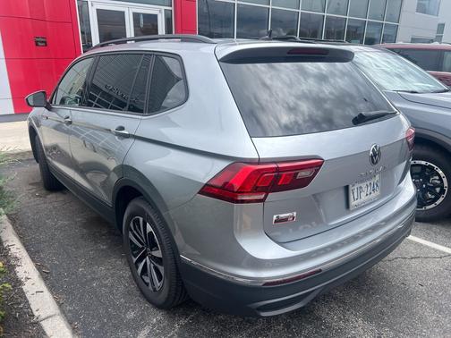 Pyrite Silver Metallic 2024 Volkswagen Tiguan 2.0T S