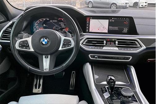 2023 BMW X6 M50i