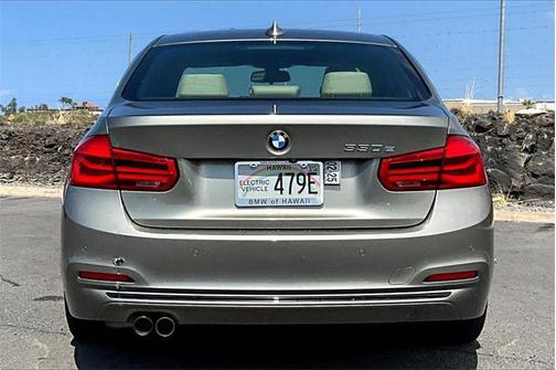 2018 BMW 330e iPerformance