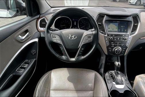 2017 Hyundai SANTA FE Limited Ultimate