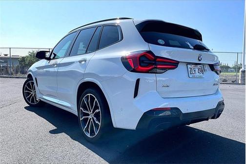 2023 BMW X3 M40i