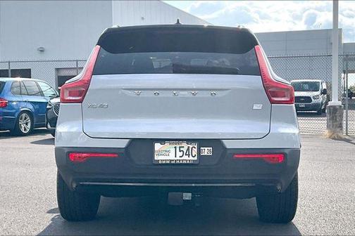 2022 Volvo XC40 Recharge Pure Electric P8 Twin Plus