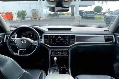Reflex Silver Metallic 2019 Volkswagen Atlas 3.6L SEL