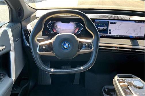 2025 BMW iX xDrive50