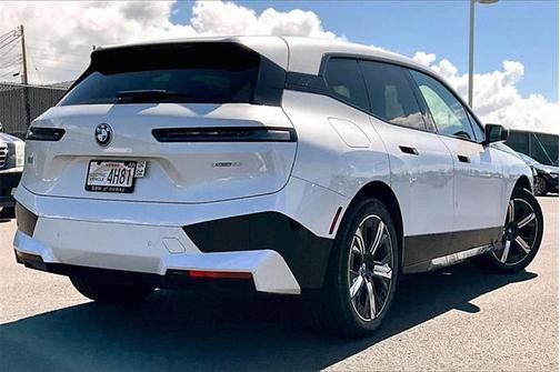 2025 BMW iX xDrive50