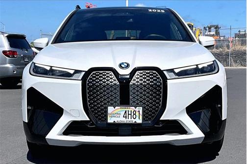 2025 BMW iX xDrive50