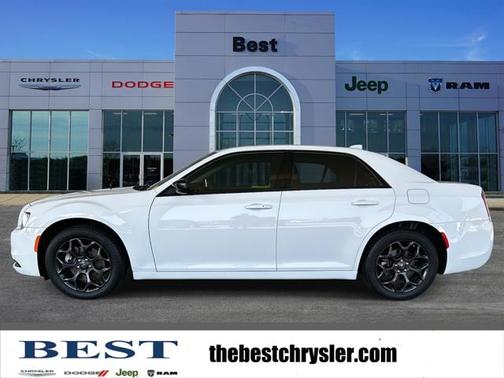2022 Chrysler 300 Touring AWD