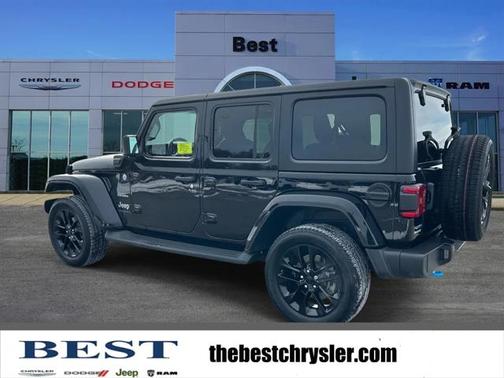 2023 Jeep Wrangler 4xe Sahara 4x4
