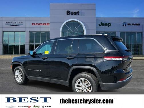 2024 Jeep Grand Cherokee Laredo X 4x4