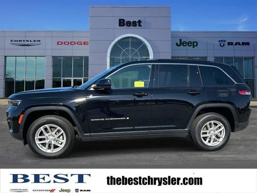 2024 Jeep Grand Cherokee Laredo X 4x4
