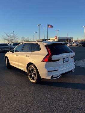 2026 Volvo XC60 B5 Core