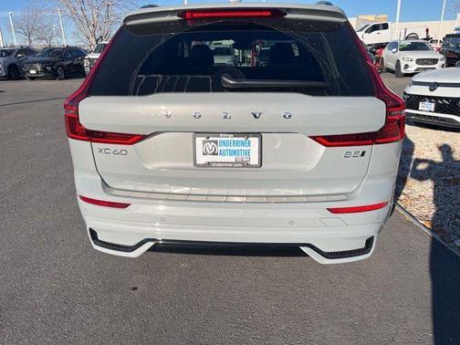 2026 Volvo XC60 B5 Ultra