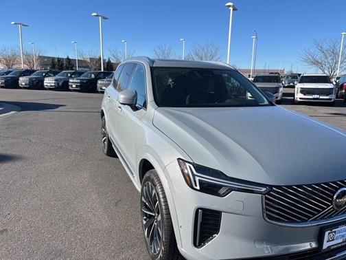 2026 Volvo XC90 Plug-In Hybrid T8 Plus 7-Seater