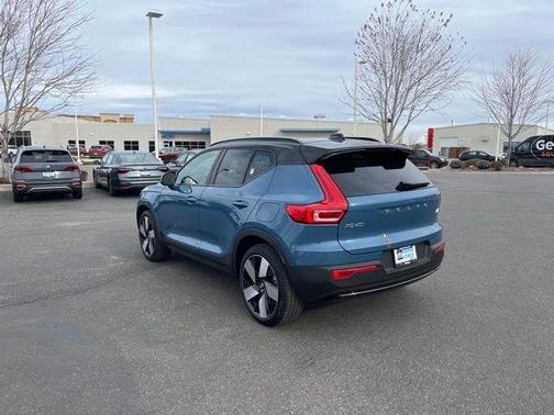 Blue Metallic 2024 Volvo XC40 Recharge Pure Electric Plus