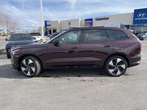 2025 Volvo EX90 Twin Motor Performance Ultra 6-Seater