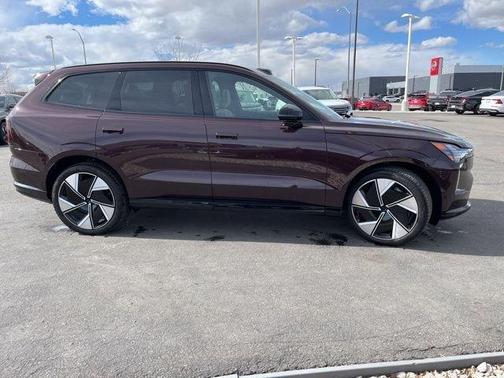 Mulberry Metallic 2025 Volvo EX90 Twin Motor Performance Ultra 6-Seater