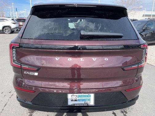 2025 Volvo EX90 Twin Motor Performance Ultra 6-Seater