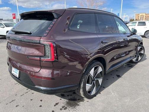 Mulberry Metallic 2025 Volvo EX90 Twin Motor Performance Ultra 6-Seater