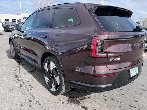 2025 Volvo EX90 Twin Motor Performance Ultra 6-Seater