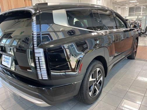 2026 Hyundai IONIQ 9 SE