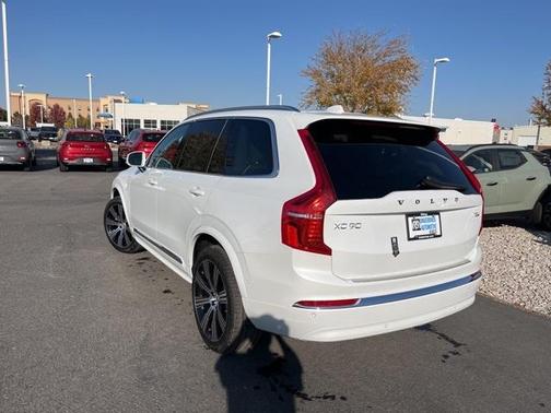 2025 Volvo XC90 Plug-In Hybrid T8 Plus 7-Seater