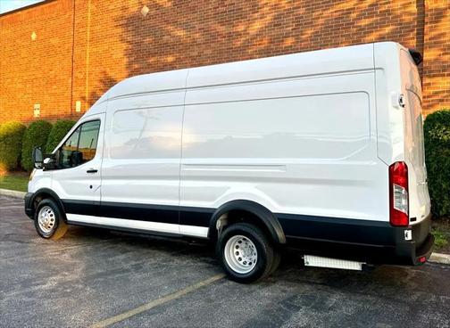 2022 Ford Transit-350 Base
