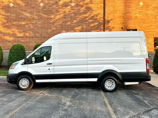 2022 Ford Transit-350 Base