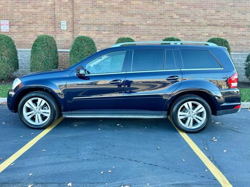 2011 Mercedes-Benz GL-Class 4MATIC