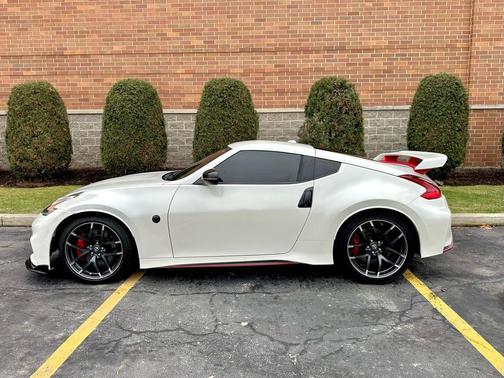 2019 Nissan 370Z NISMO
