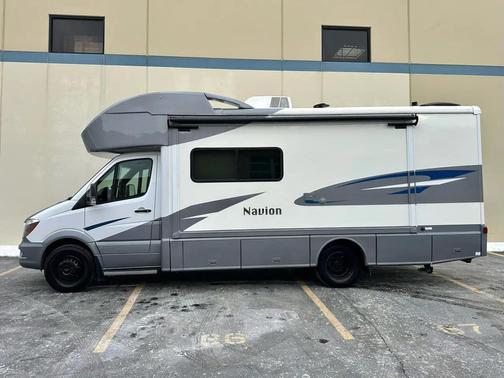 Arctic White 2018 Mercedes-Benz Sprinter 3500 Standard Roof