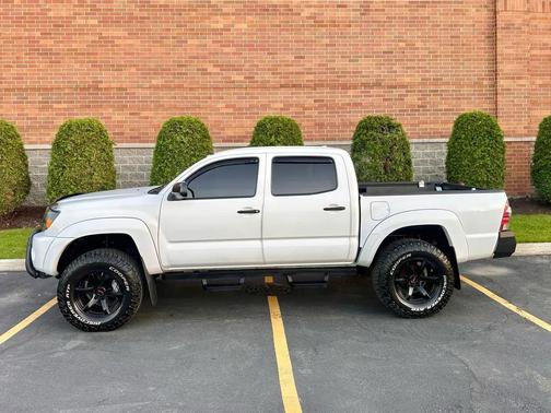 Super White 2010 Toyota Tacoma Double Cab