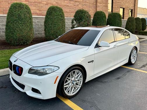 2013 BMW 535 4dr Sdn 535i RWD