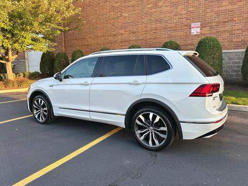 2020 Volkswagen Tiguan 2.0T SEL R-Line 4MOTION