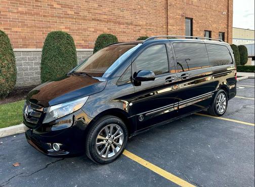 2016 Mercedes-Benz Metris Base