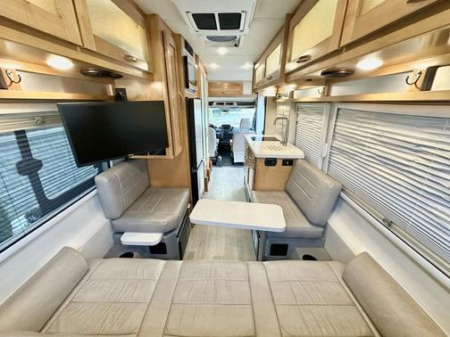 2021 Ford Transit-350 XLT