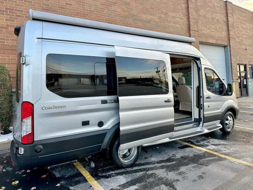 2021 Ford Transit-350 XLT