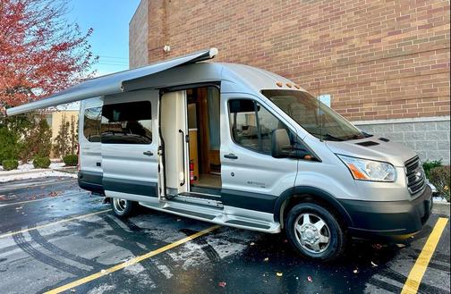 2021 Ford Transit-350 XLT
