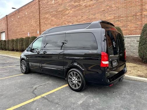 2020 Mercedes-Benz Metris Base
