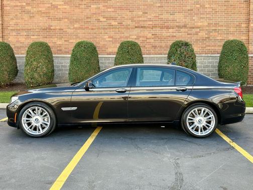 2011 BMW 750 Li