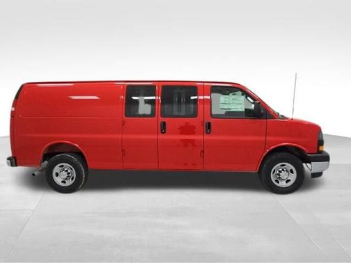 2026 Chevrolet Express 3500 Work Van