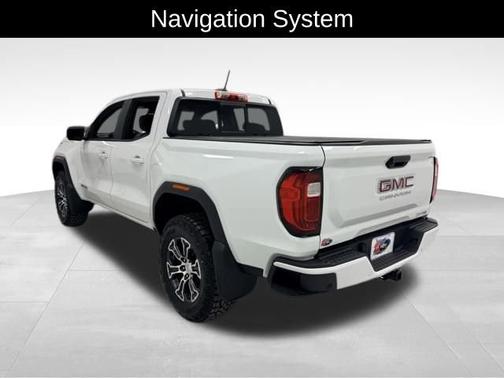 2024 GMC Canyon 4WD AT4