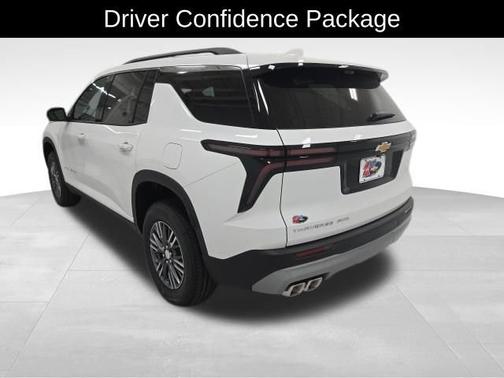 2026 Chevrolet Traverse AWD LT