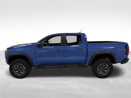 Reef Blue Metallic 2025 Chevrolet Colorado 4WD ZR2